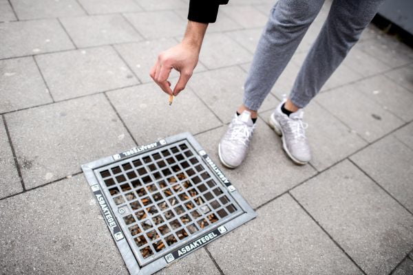 I Tombini Posacenere Per La Raccolta Dei Mozziconi Hi Tech Ambiente